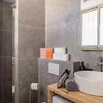 Apartment Super Centre Les Pins Proche Juan-les-Pins