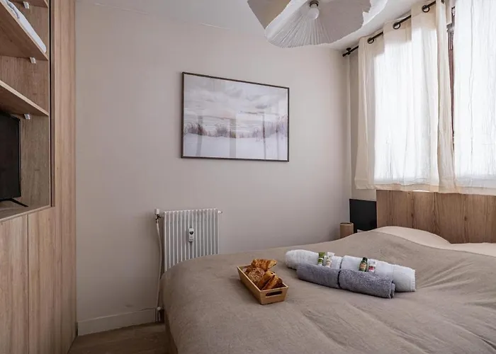 Super Centre Les Pins Proche Juan-les-Pins